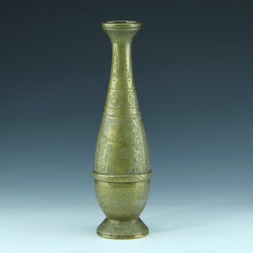 Messingvase mit