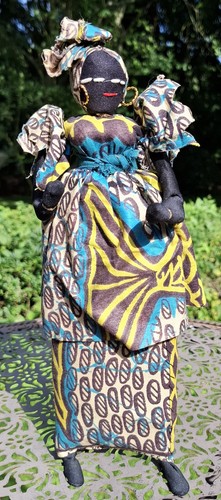 Trachten puppe aus senegal - puppe,