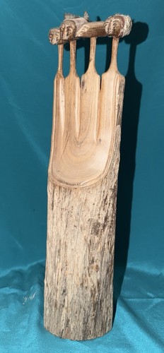 Afrikanisches holzobjekt - 🗿,